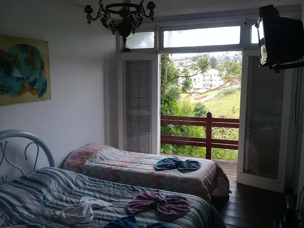 Casa Green Vista Campos do Jordao Guest house